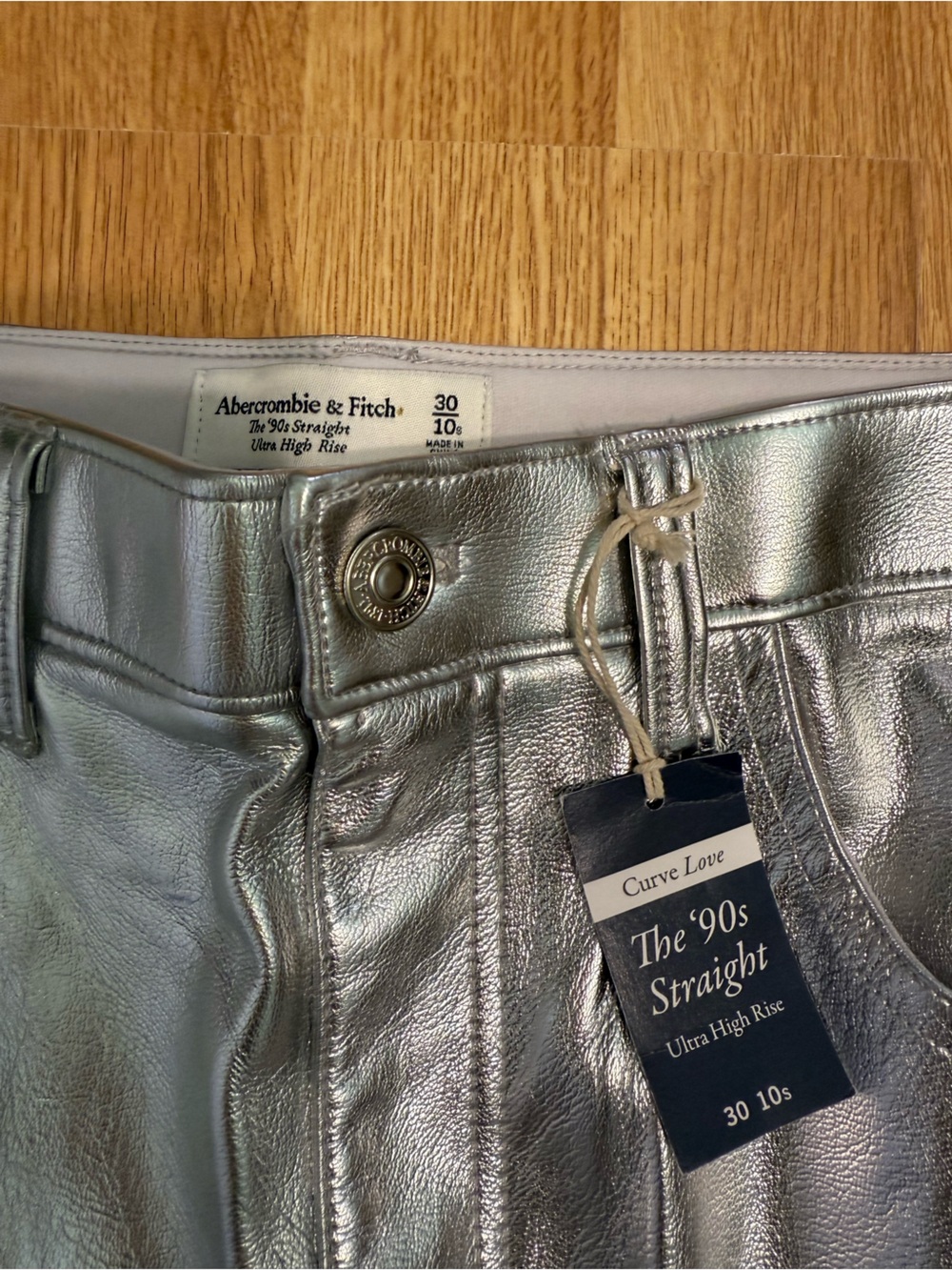 Abercrombie & Fitch Silver '90s Straight Ultra High-Rise Pants - Picture 5 of 9